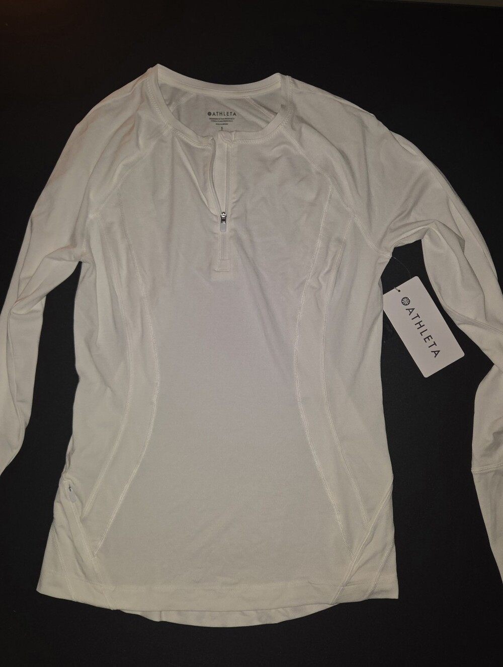 NWT Athleta Pacifica Illume UPF Fitted Top White Small Petite